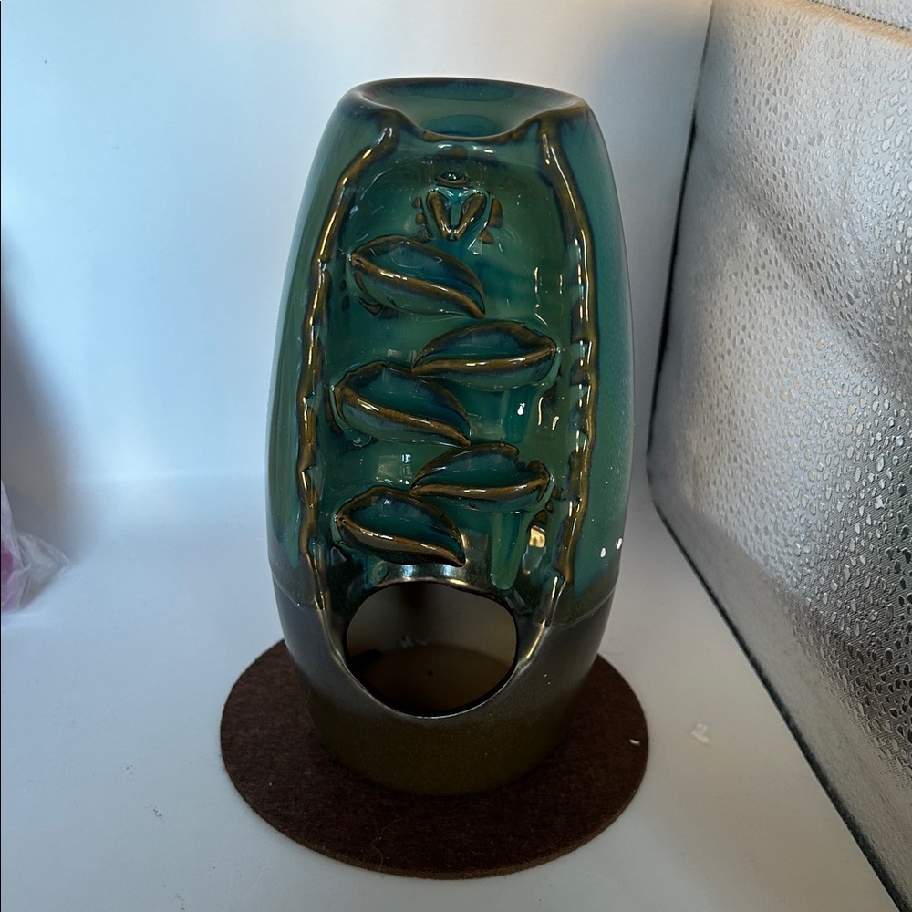 Ceramic Incense waterfall with Cones - Picture 2 of 7